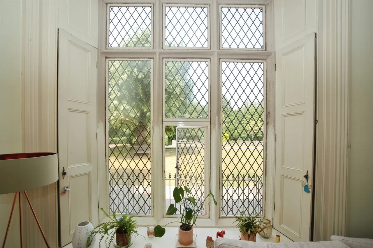 The Manor, Talygarn, Pontyclun, photo 8
