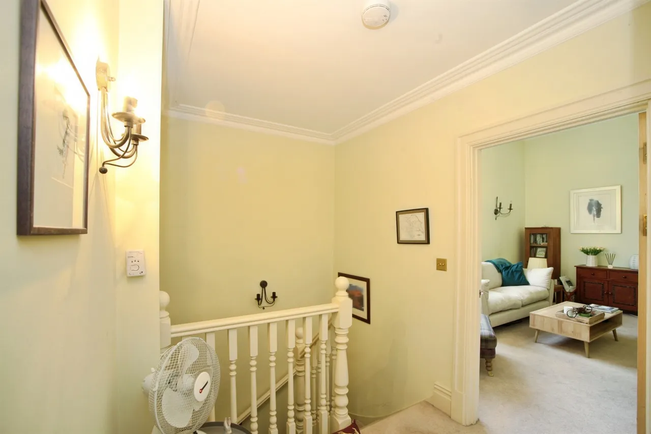 The Manor, Talygarn, Pontyclun, photo 12