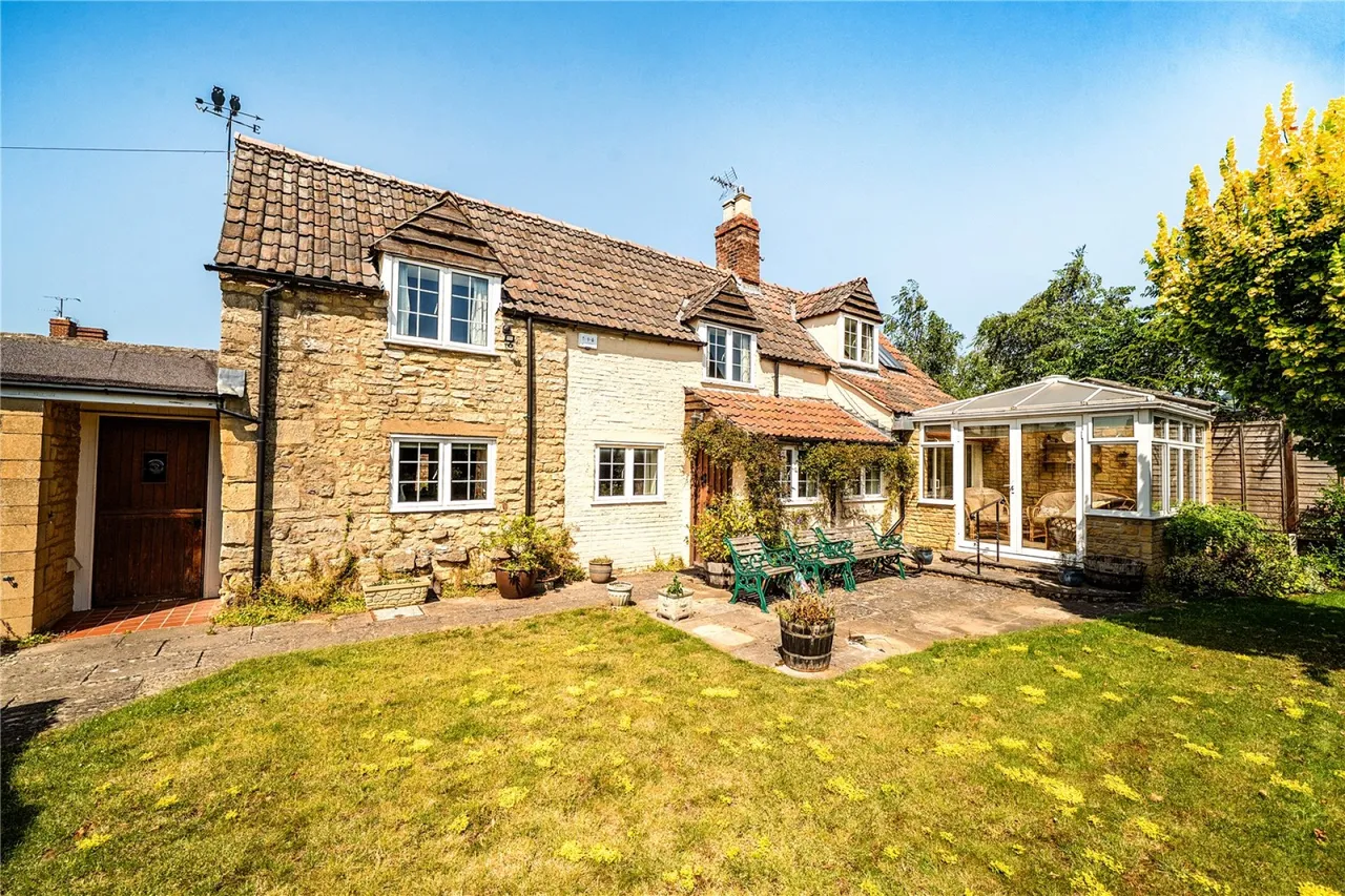 3 bed house for sale, The Burgage, Prestbury, GL52