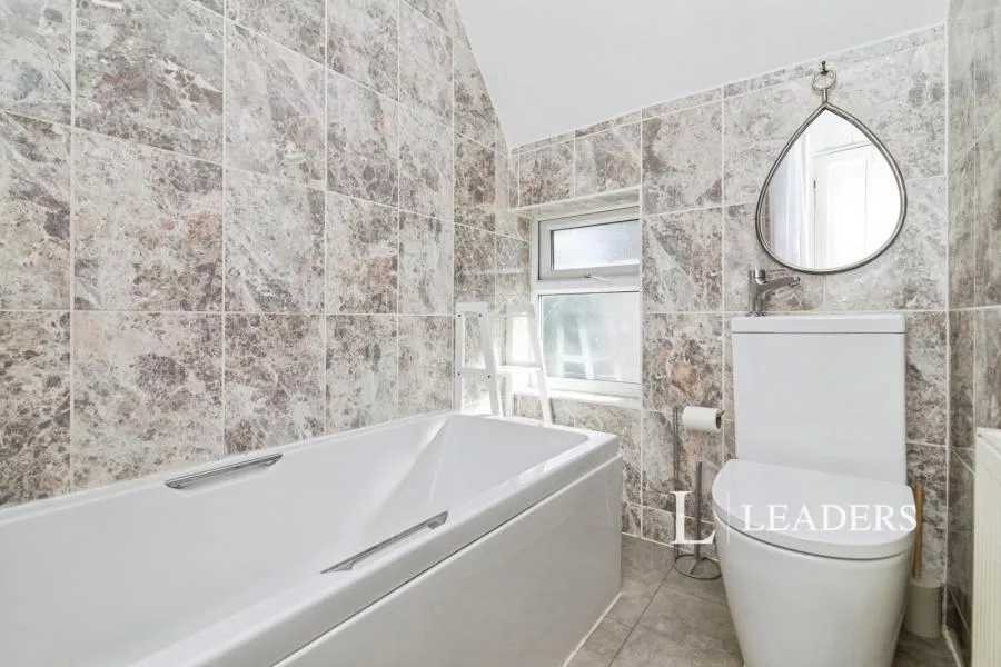 Hill Road, Lowestoft, NR32, photo 6