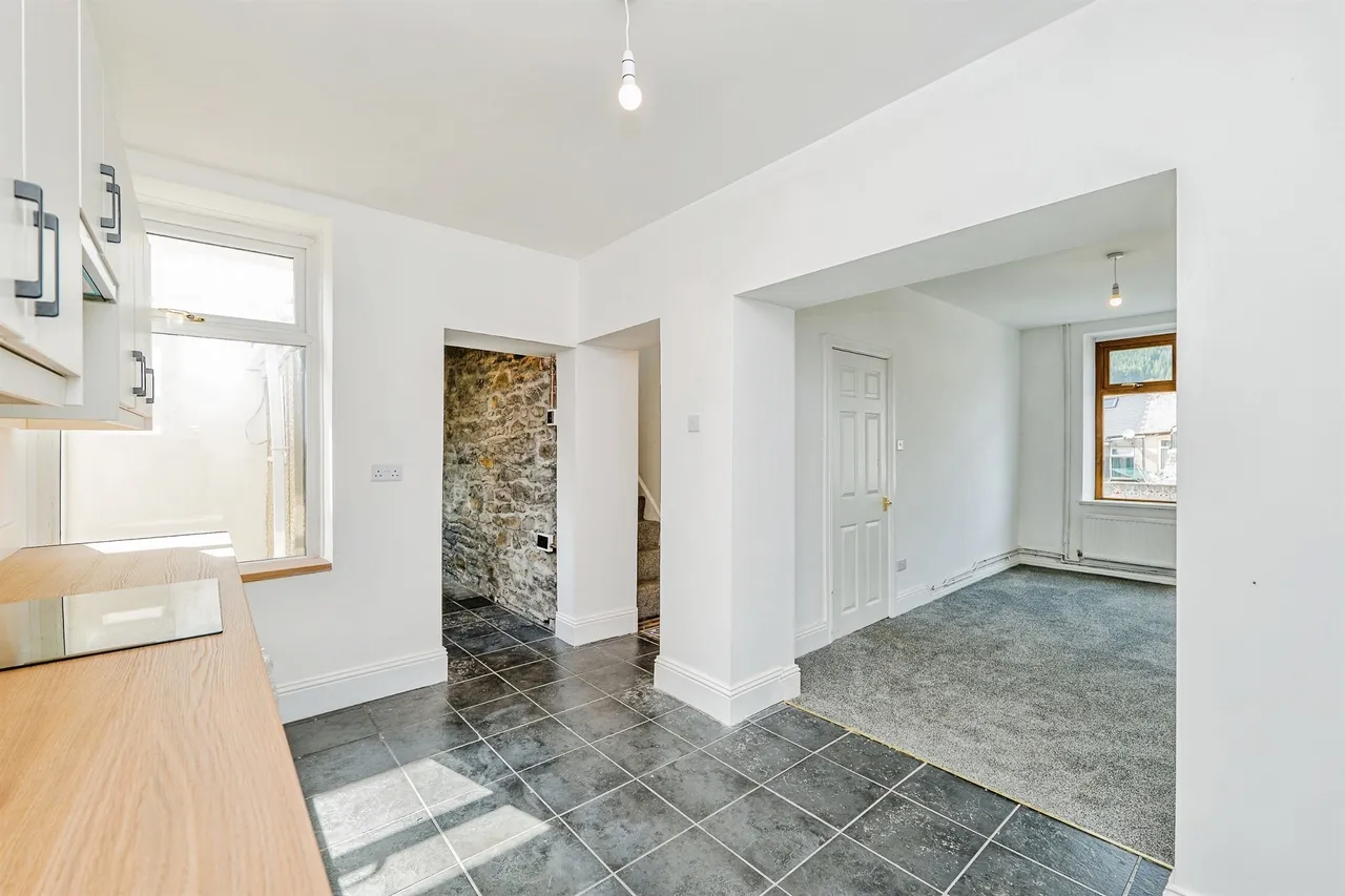 Llanharan Terrace, Bridgend, CF32, photo 3