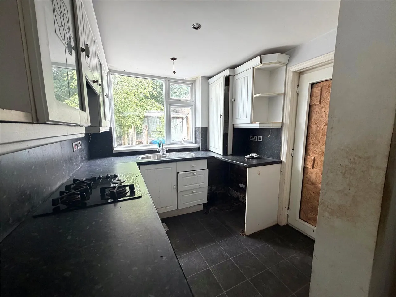 Dorset Drive, Bury, BL9, photo 4