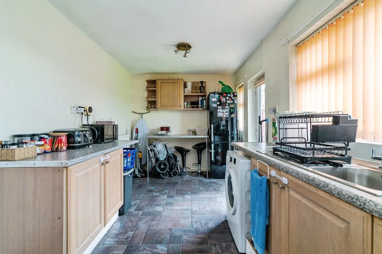 Aspley Lane, Nottingham, photo 7