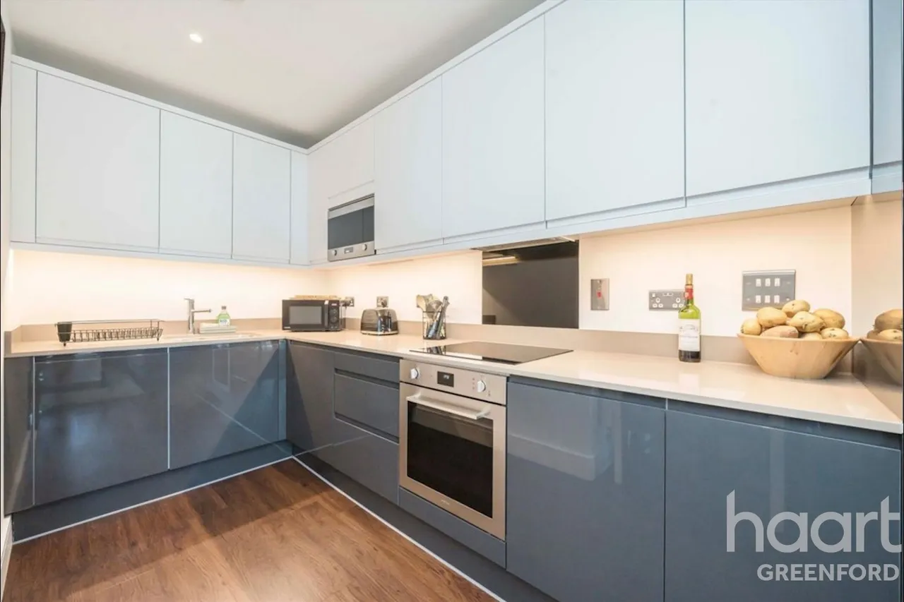 Merrick Road, Southall, UB2, photo 3