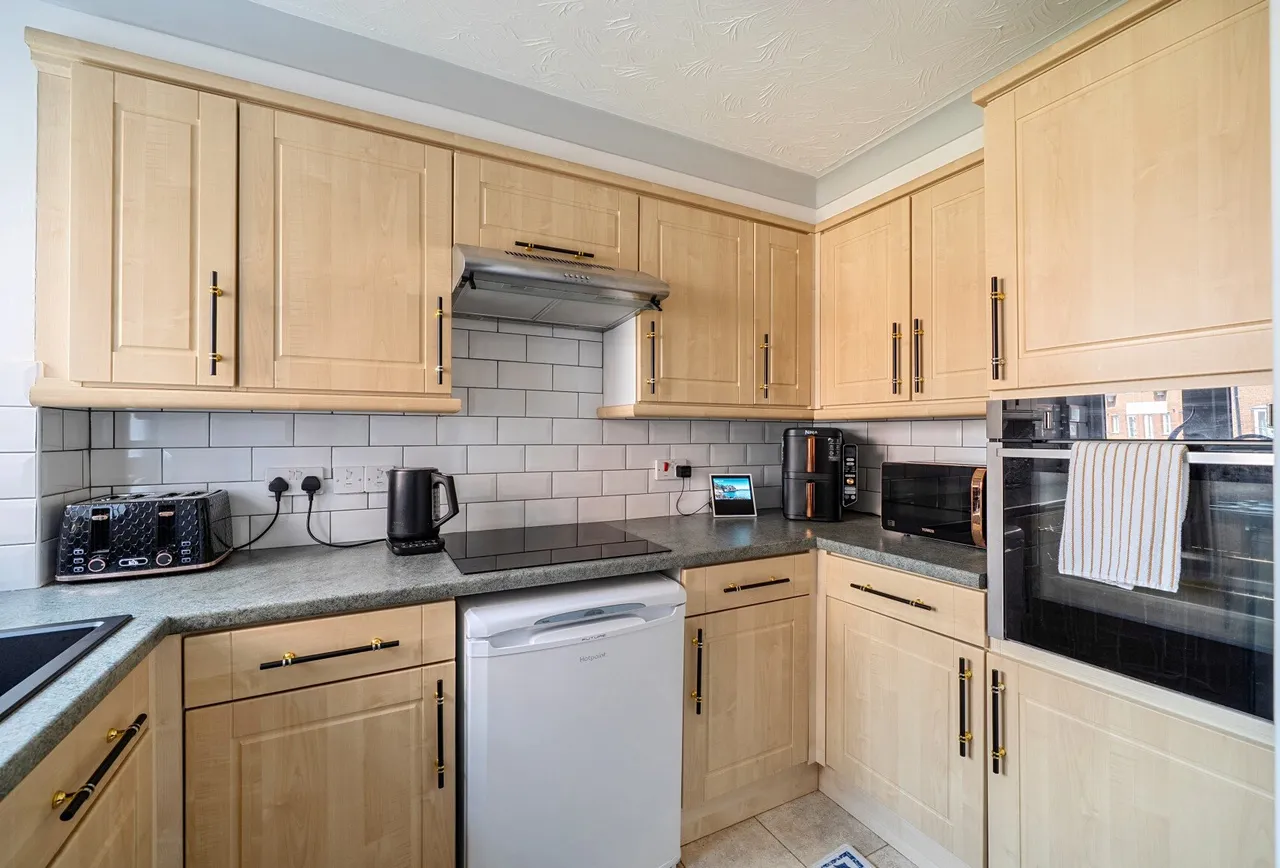 Westgate Street, Gloucester, GL1 2PA, photo 4