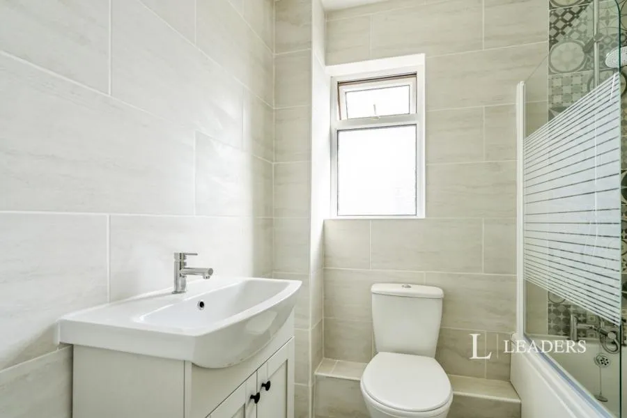 Wadhurst Close, Bognor Regis, PO21, photo 4