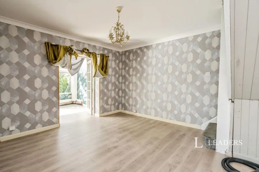 Wadhurst Close, Bognor Regis, PO21, photo 6