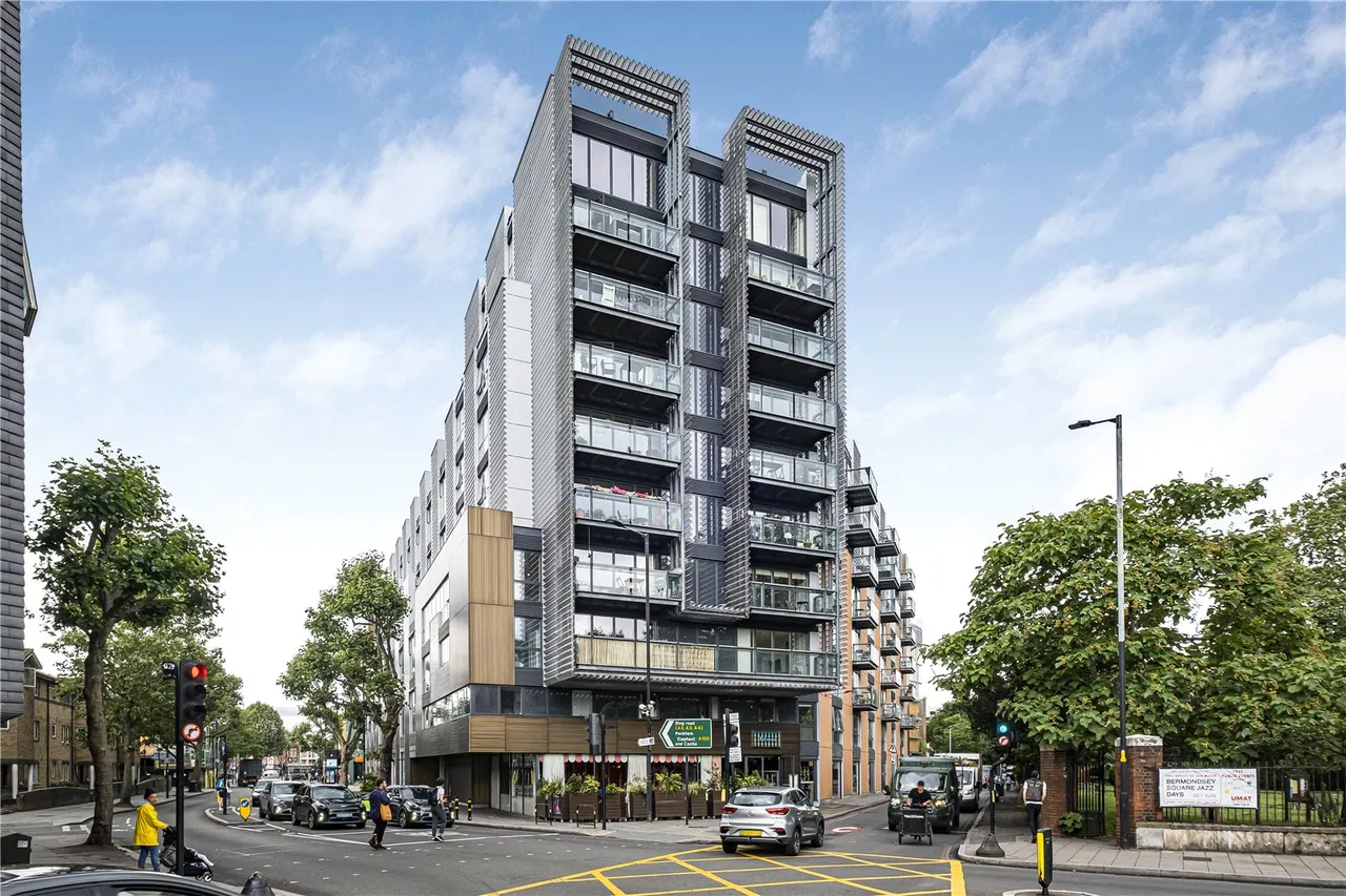 Bermondsey Square, London, SE1, photo 13
