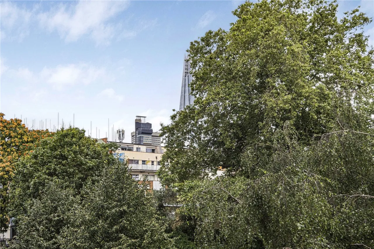 Bermondsey Square, London, SE1, photo 12