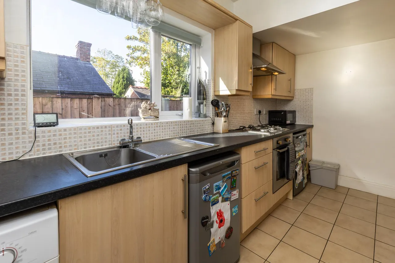 Mold Road, Buckley, CH7, photo 6