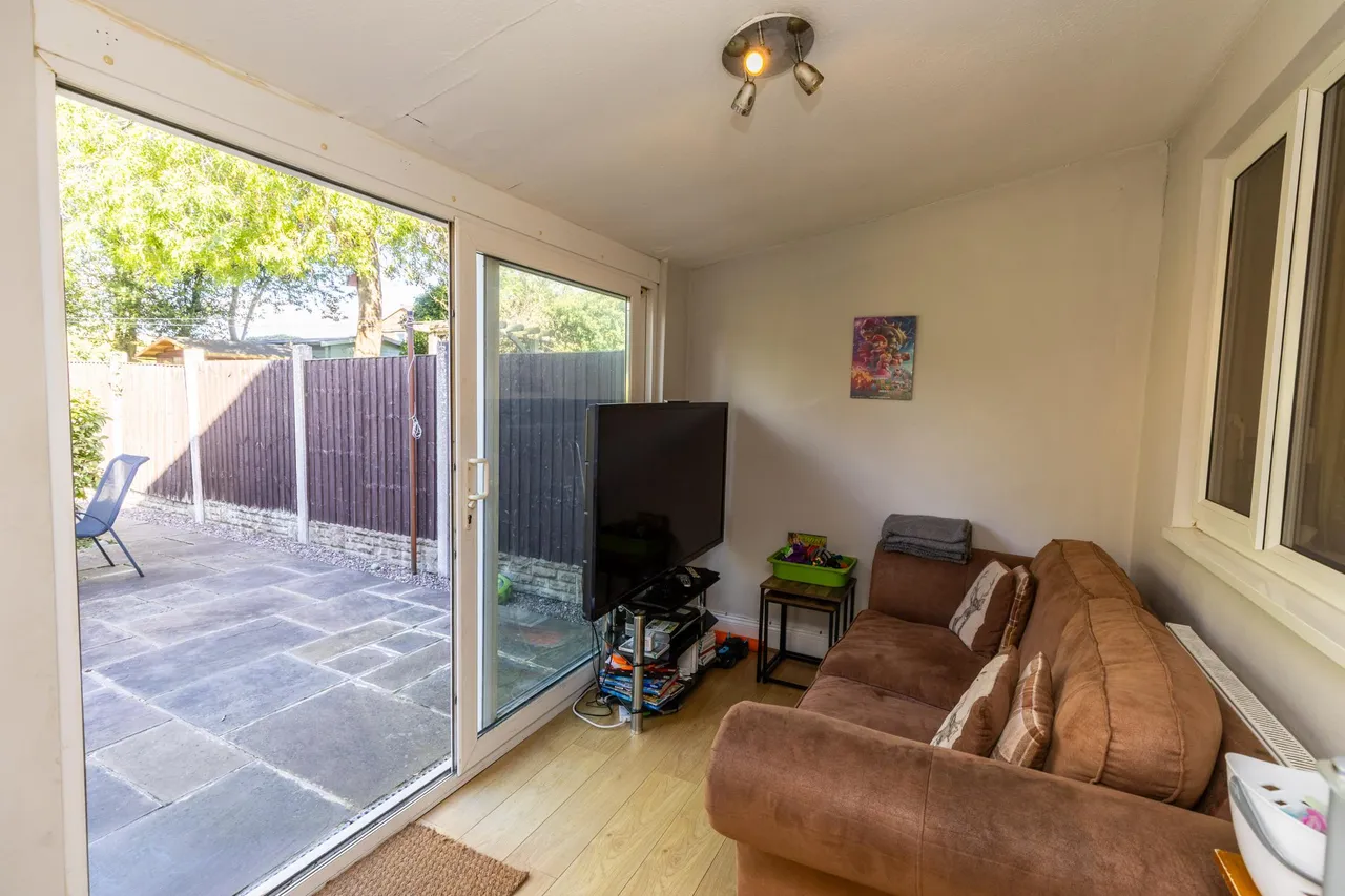 Mold Road, Buckley, CH7, photo 9