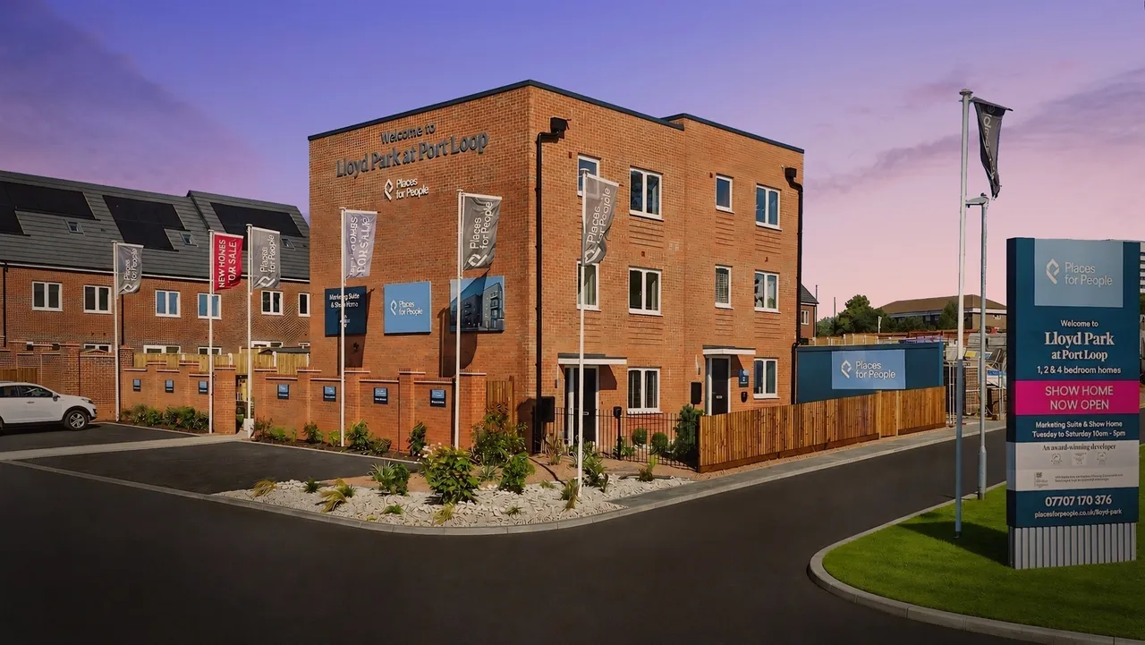 4 bed house for sale, Lloyd Park @ Port Loop, Birmingham, B16