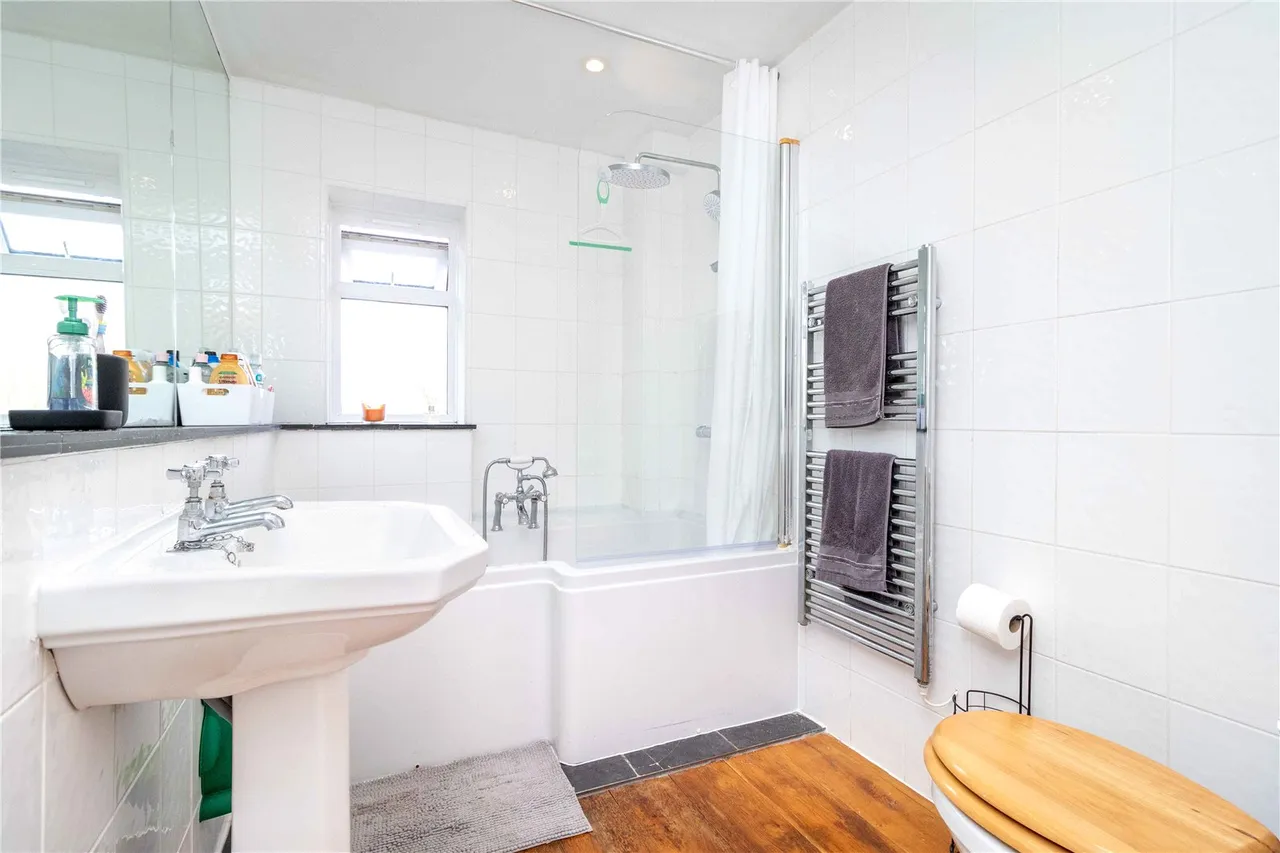 Cargate Terrace, Aldershot, Hampshire, GU11 3EL, photo 7