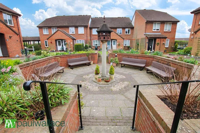Rose Court Cheshunt, Waltham Cross, EN7, photo 14