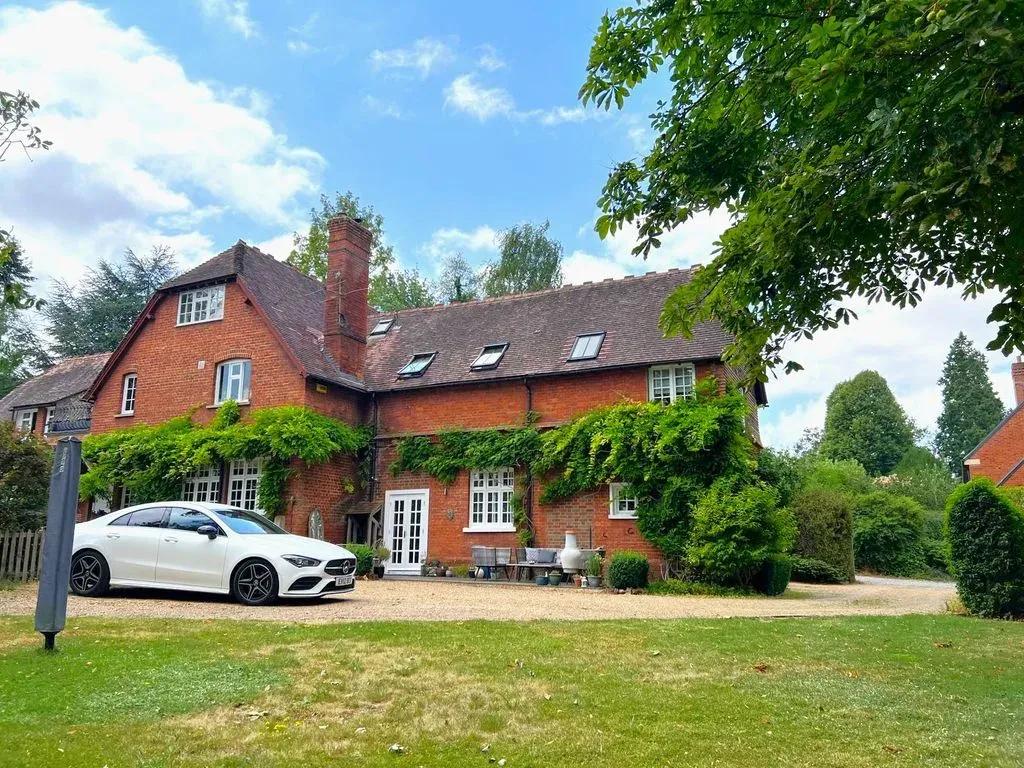 3 bed house for sale — Mentmore, Buckinghamshire, LU7 0QG