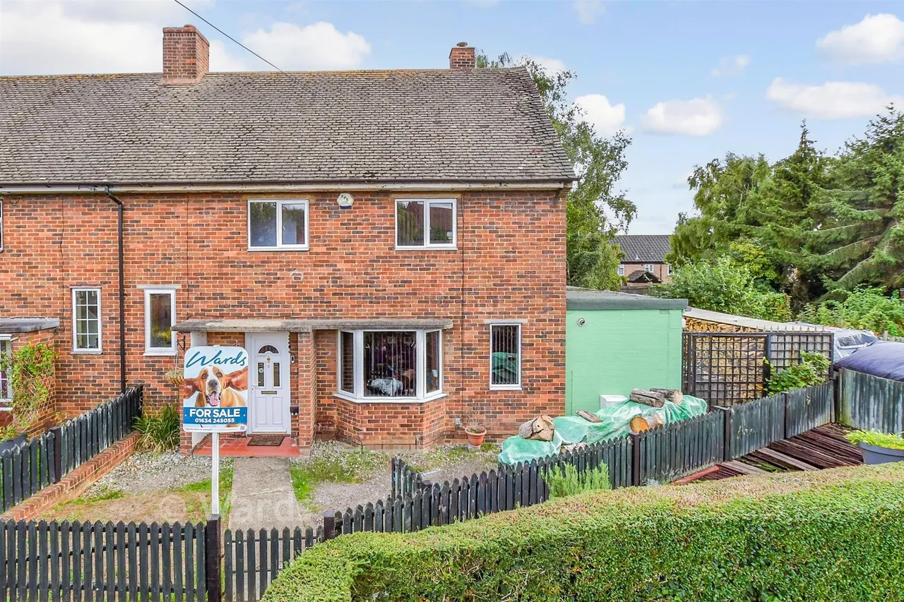 2 bed house for sale, Covey Hall Road, Snodland, ME6