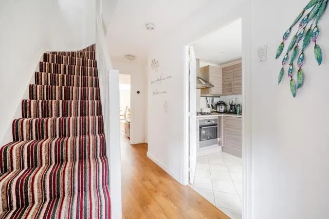 Kennedy Avenue, High Wycombe, HP11, photo 12