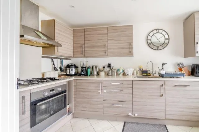 Kennedy Avenue, High Wycombe, HP11, photo 5
