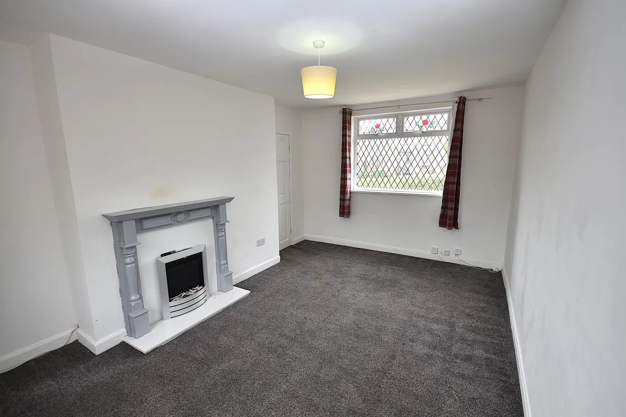 Mayfield Avenue, Macclesfield, photo 3