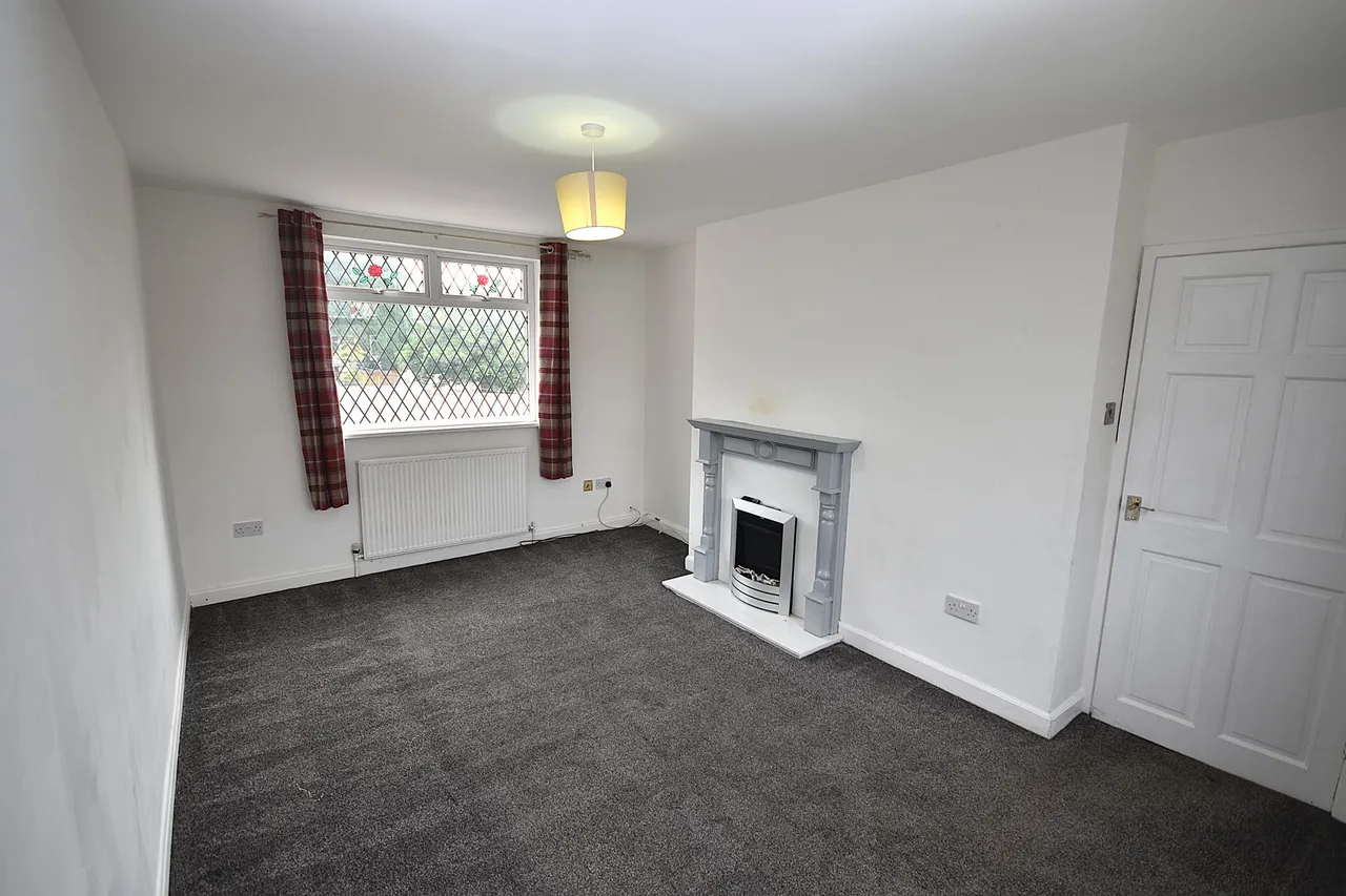 Mayfield Avenue, Macclesfield, photo 5