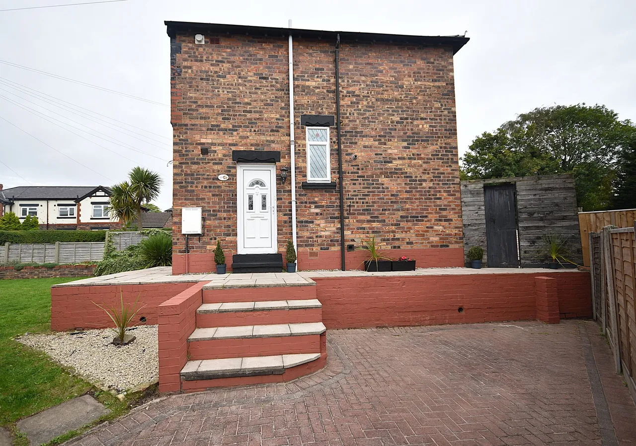 Mayfield Avenue, Macclesfield, photo 19