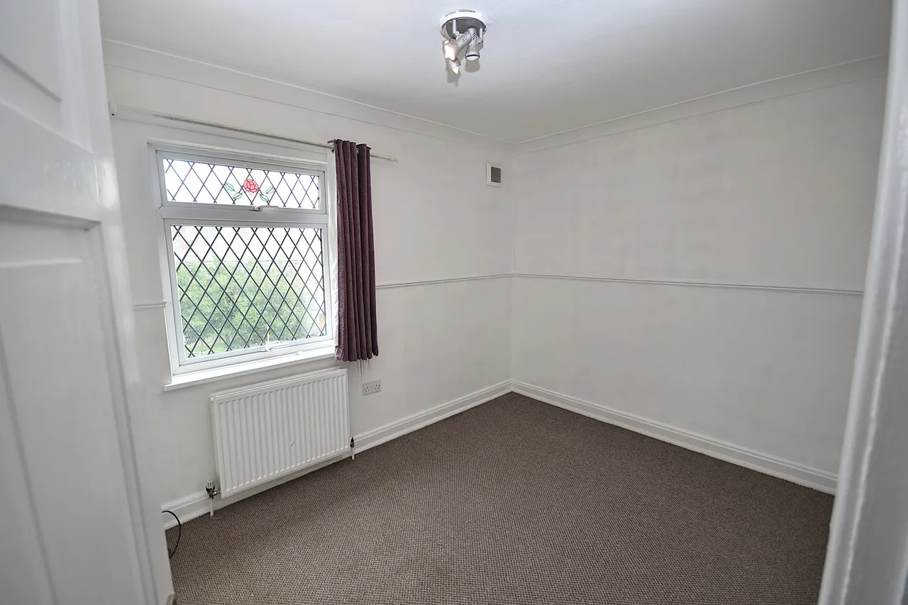 Mayfield Avenue, Macclesfield, photo 10