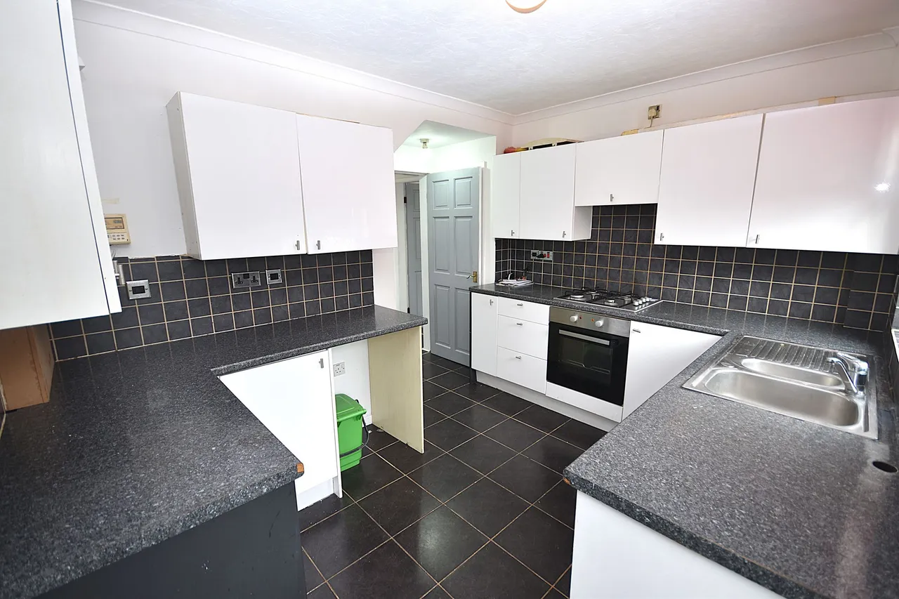 Mayfield Avenue, Macclesfield, photo 7