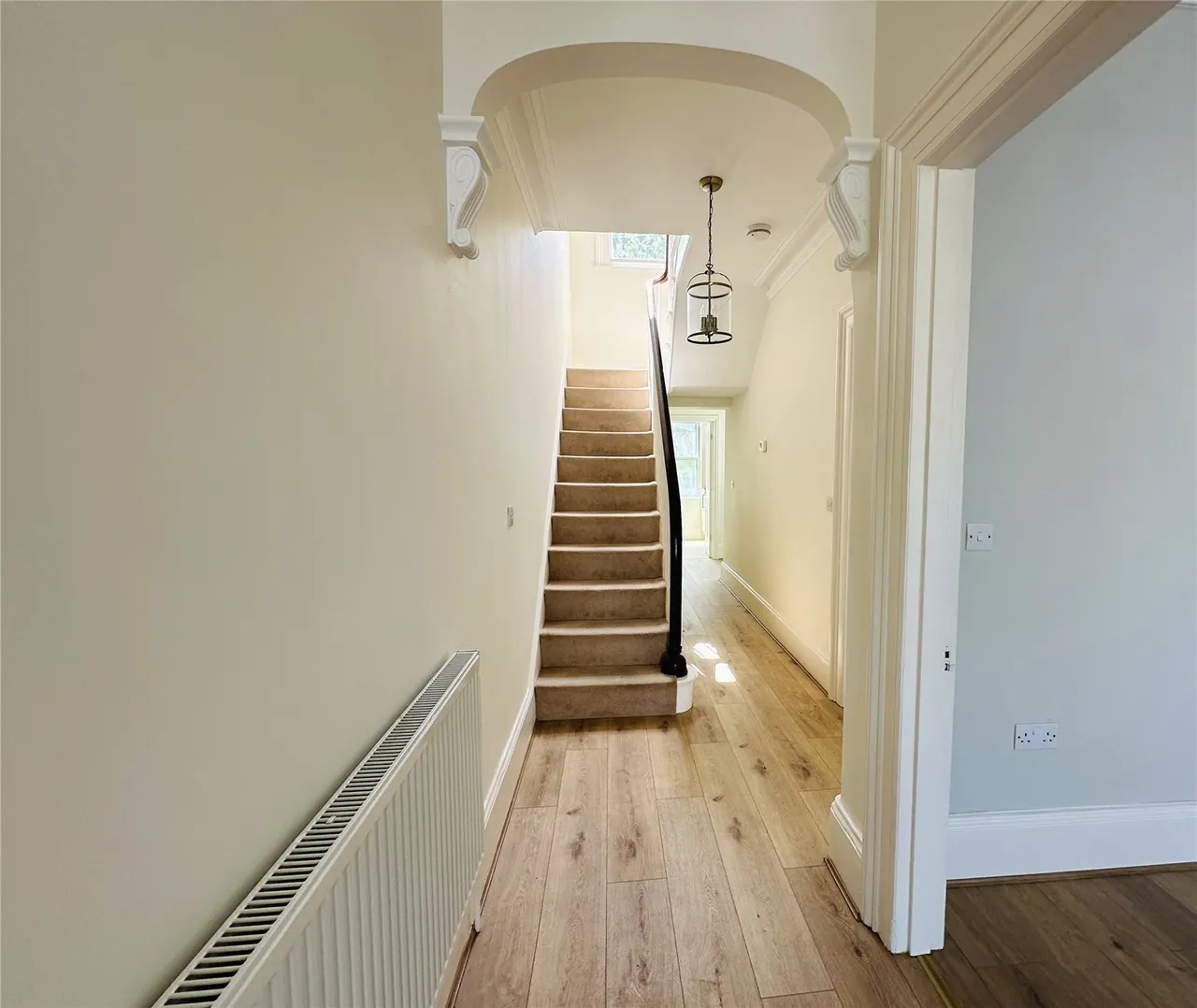 Selkirk Street, Cheltenham, GL52, photo 4