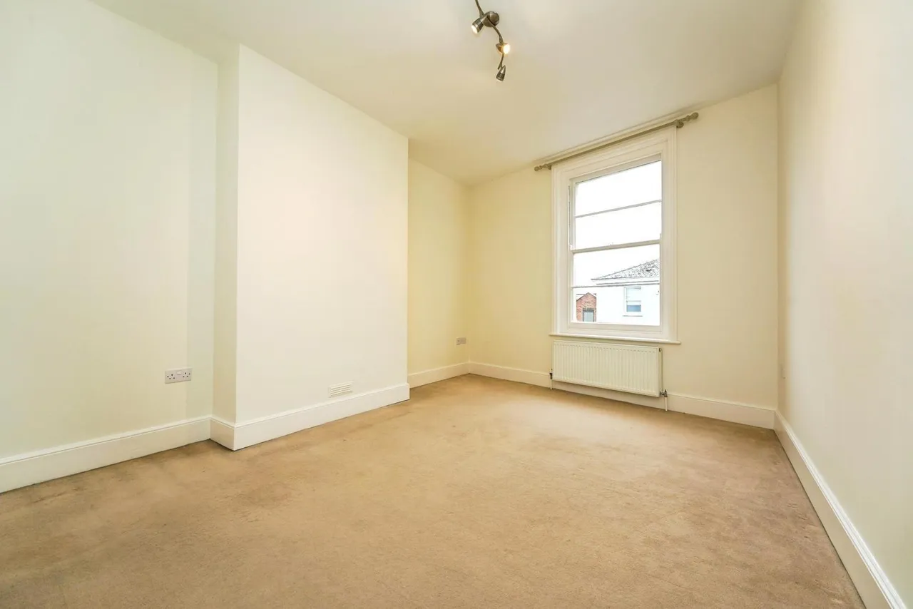 Selkirk Street, Cheltenham, GL52, photo 9