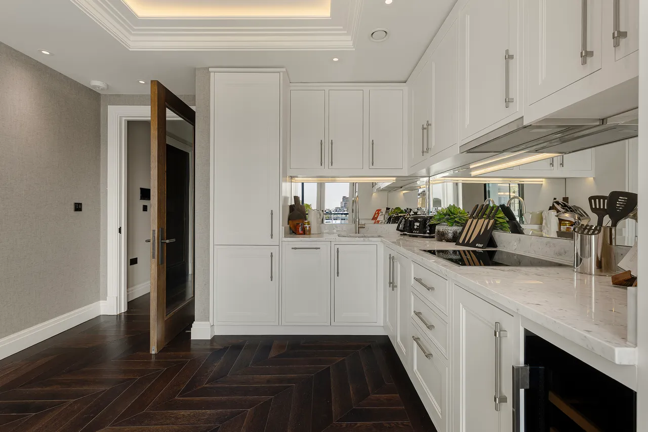 Prince of Wales Terrace, Kensington, London, photo 8