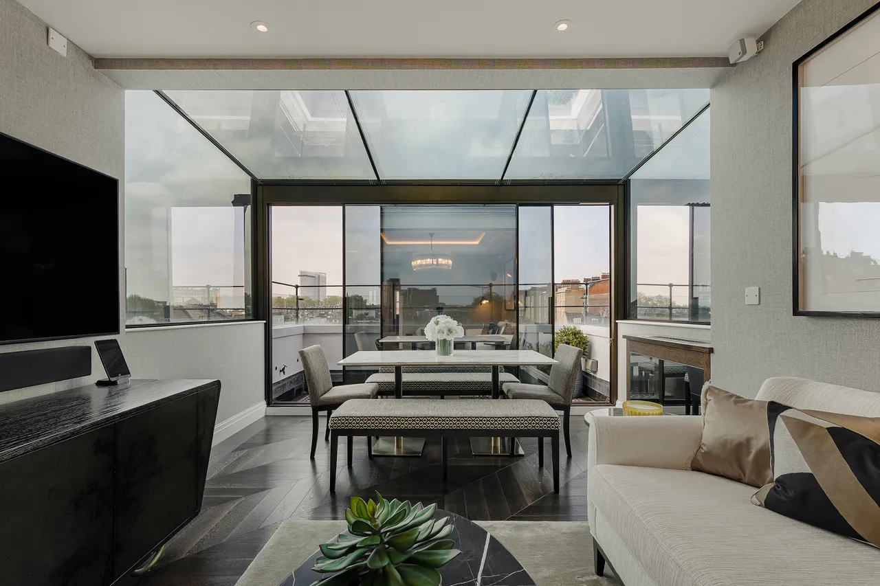 Prince of Wales Terrace, Kensington, London, photo 4