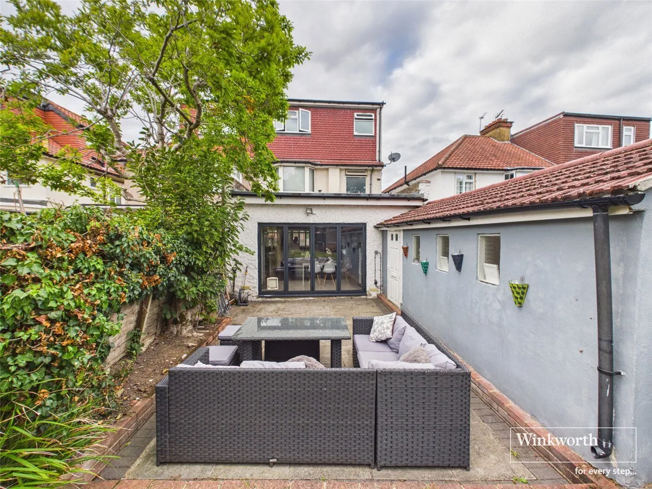 Farm Road, Edgware, HA8, photo 21