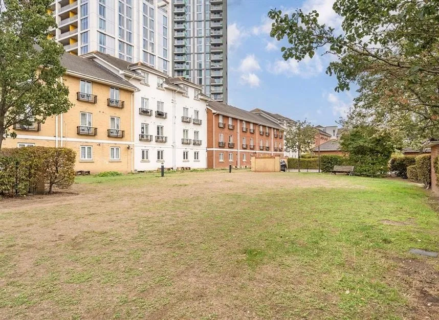 Hermitage Close, Abbey Wood, SE2, photo 6
