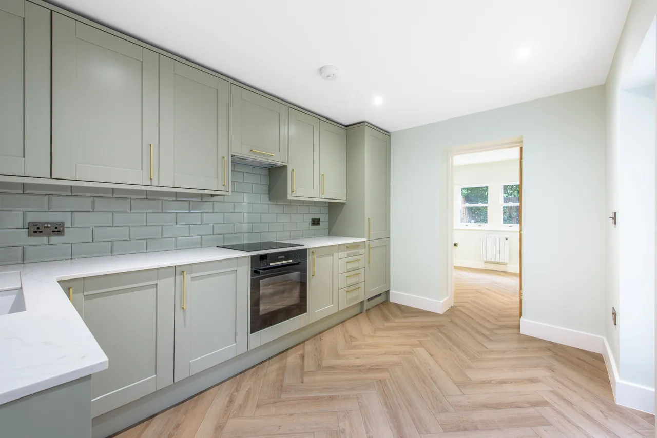 Ground Floor, 10 Ingham Road, London, photo 3
