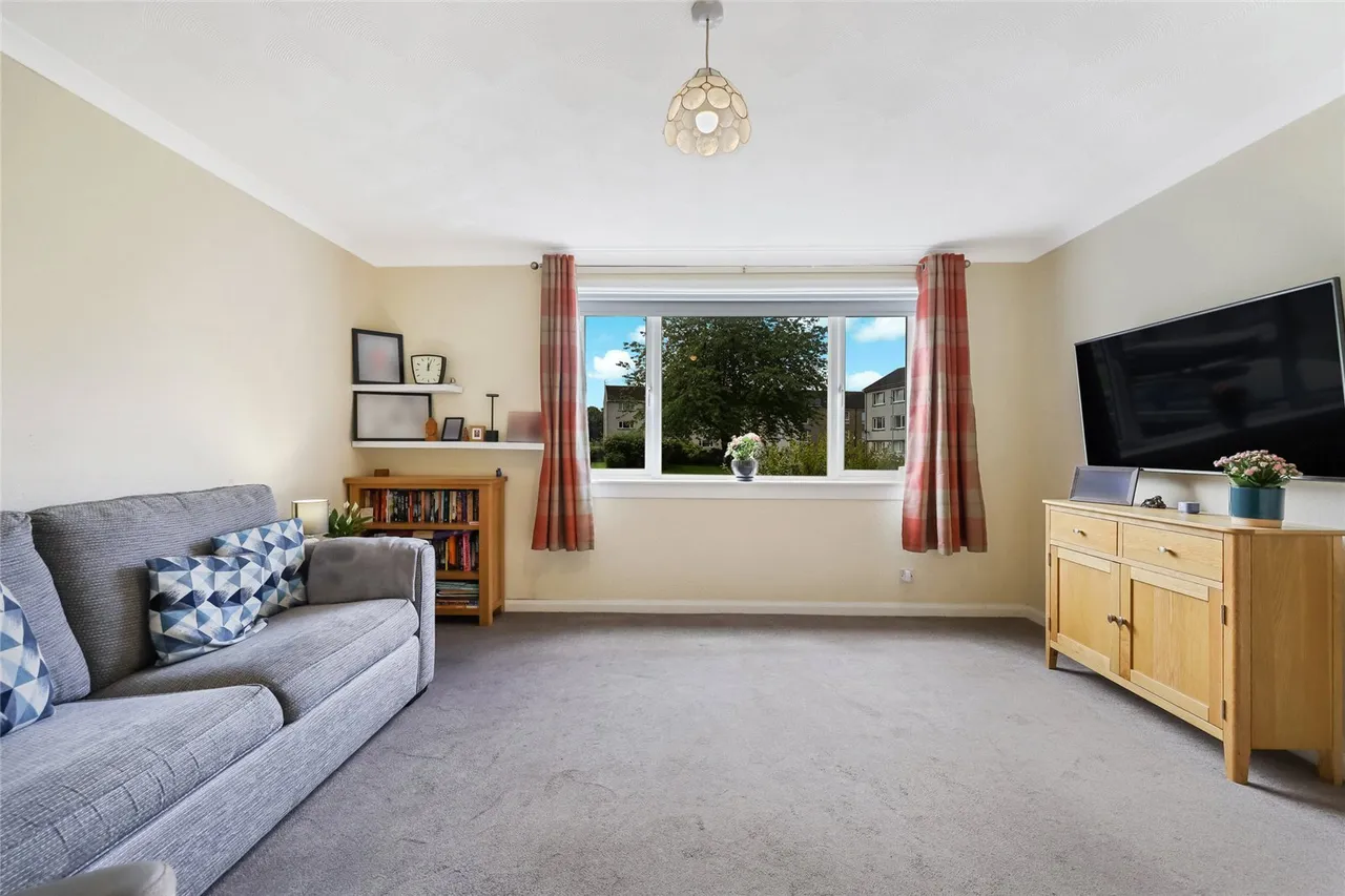Silverdale Gardens, Largs, North Ayrshire, KA30, photo 4