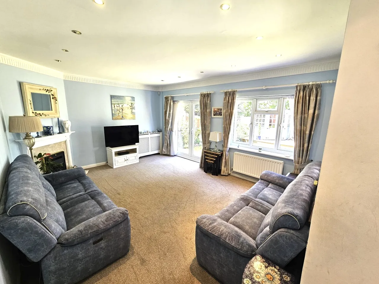 Priory Field Drive, Edgware, HA8, photo 5