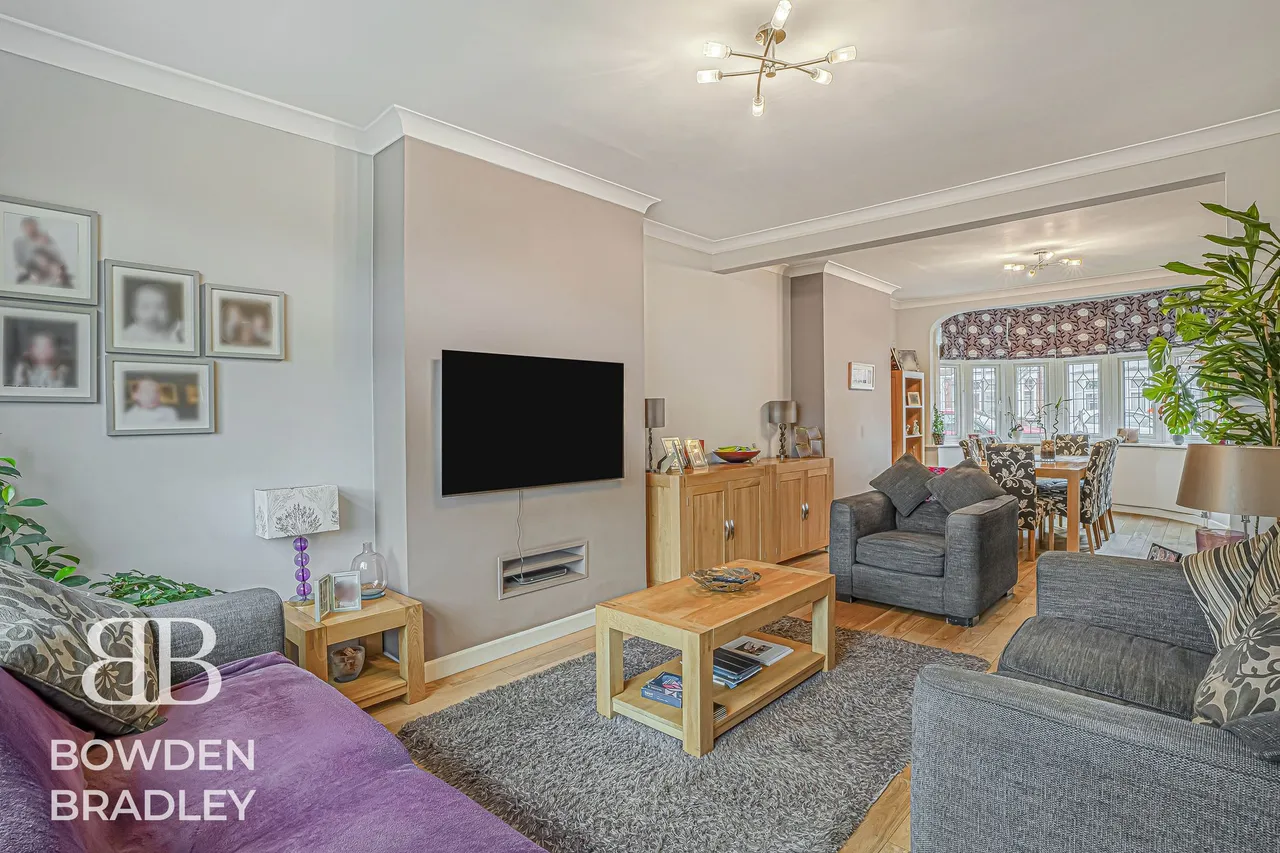 Bute Road, Barkingside, IG6, photo 2