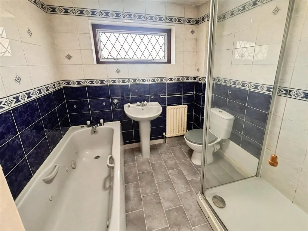 Braemar Close, Ise Lodge, Kettering, photo 10