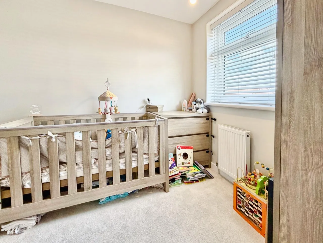 Parkside Avenue, Benton, NE7, photo 13