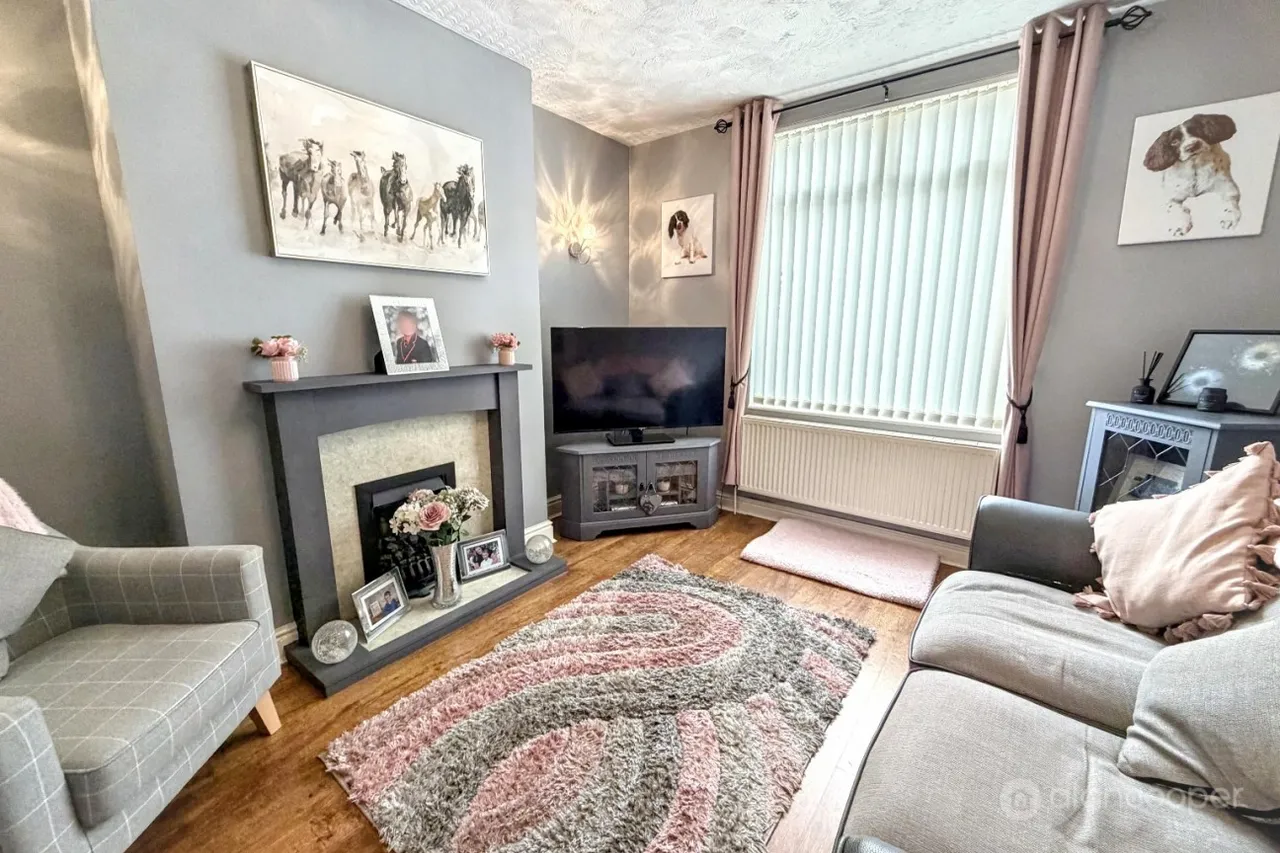 James Street, Abbey Green, CV11, photo 2