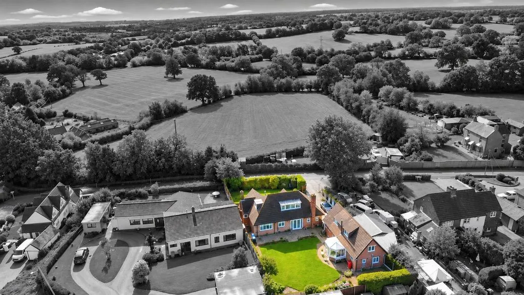 Shute Hill, Lichfield, WS13, photo 40