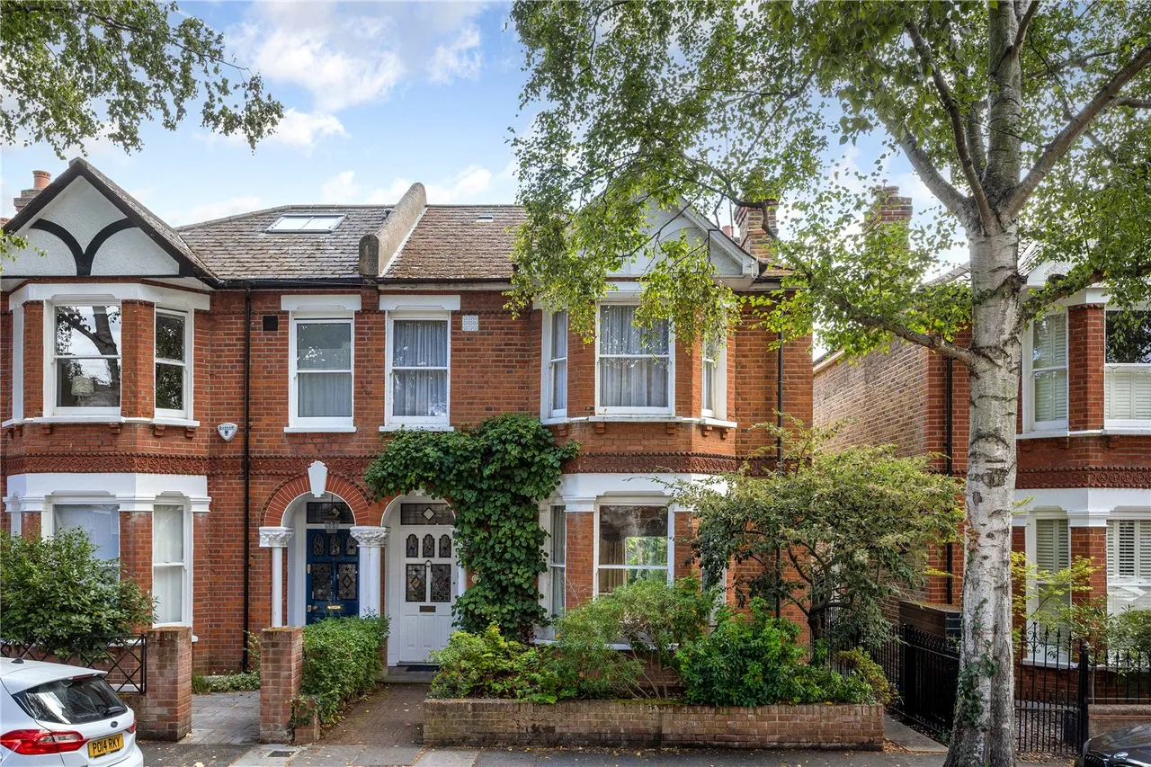 Norman Avenue, St Margarets, TW1, photo 17