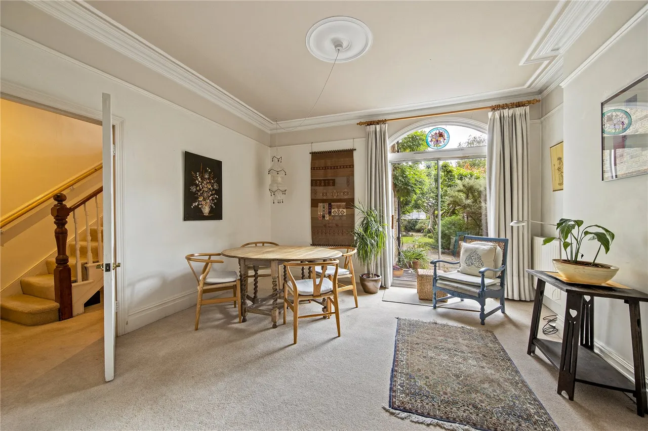 Norman Avenue, St Margarets, TW1, photo 13