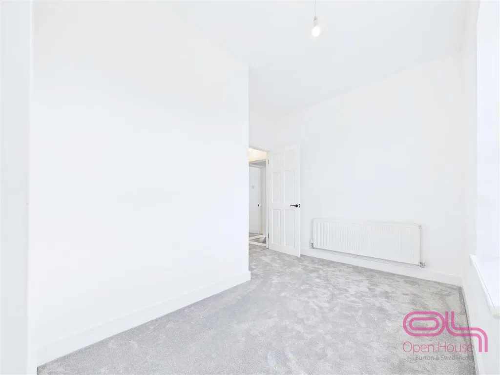 Alma Road, Newhall, DE11, photo 21