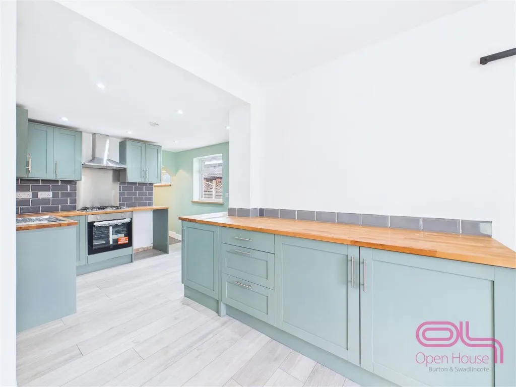 Alma Road, Newhall, DE11, photo 9