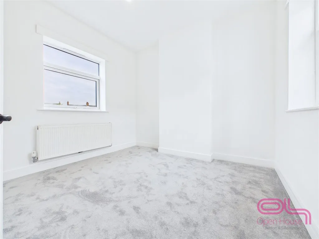 Alma Road, Newhall, DE11, photo 23