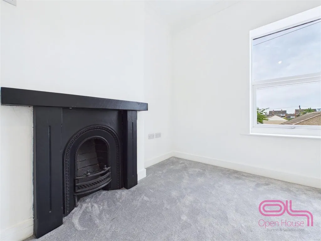 Alma Road, Newhall, DE11, photo 19
