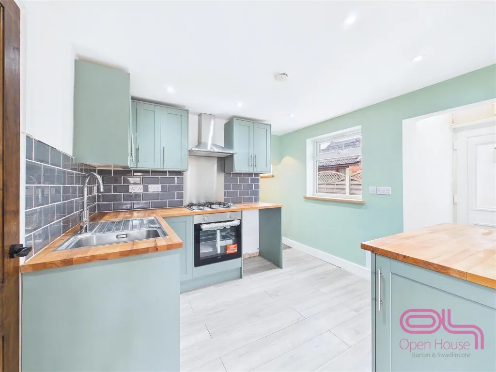 Alma Road, Newhall, DE11, photo 10