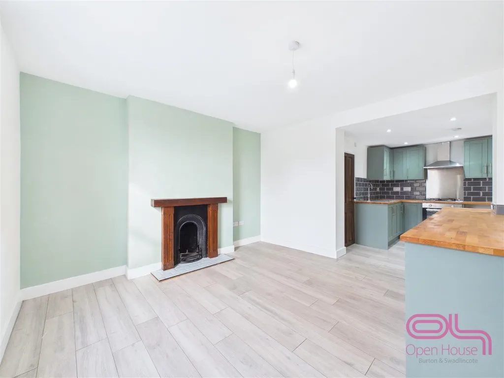 Alma Road, Newhall, DE11, photo 8