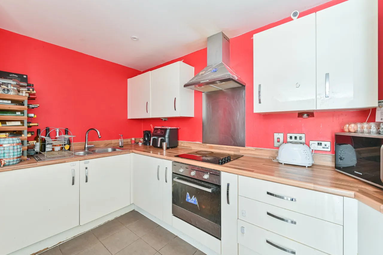 Flat 1, 2 Wandle Road, Croydon, photo 2